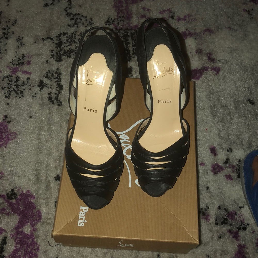 Authentic Christian Louboutin Samaya size 41